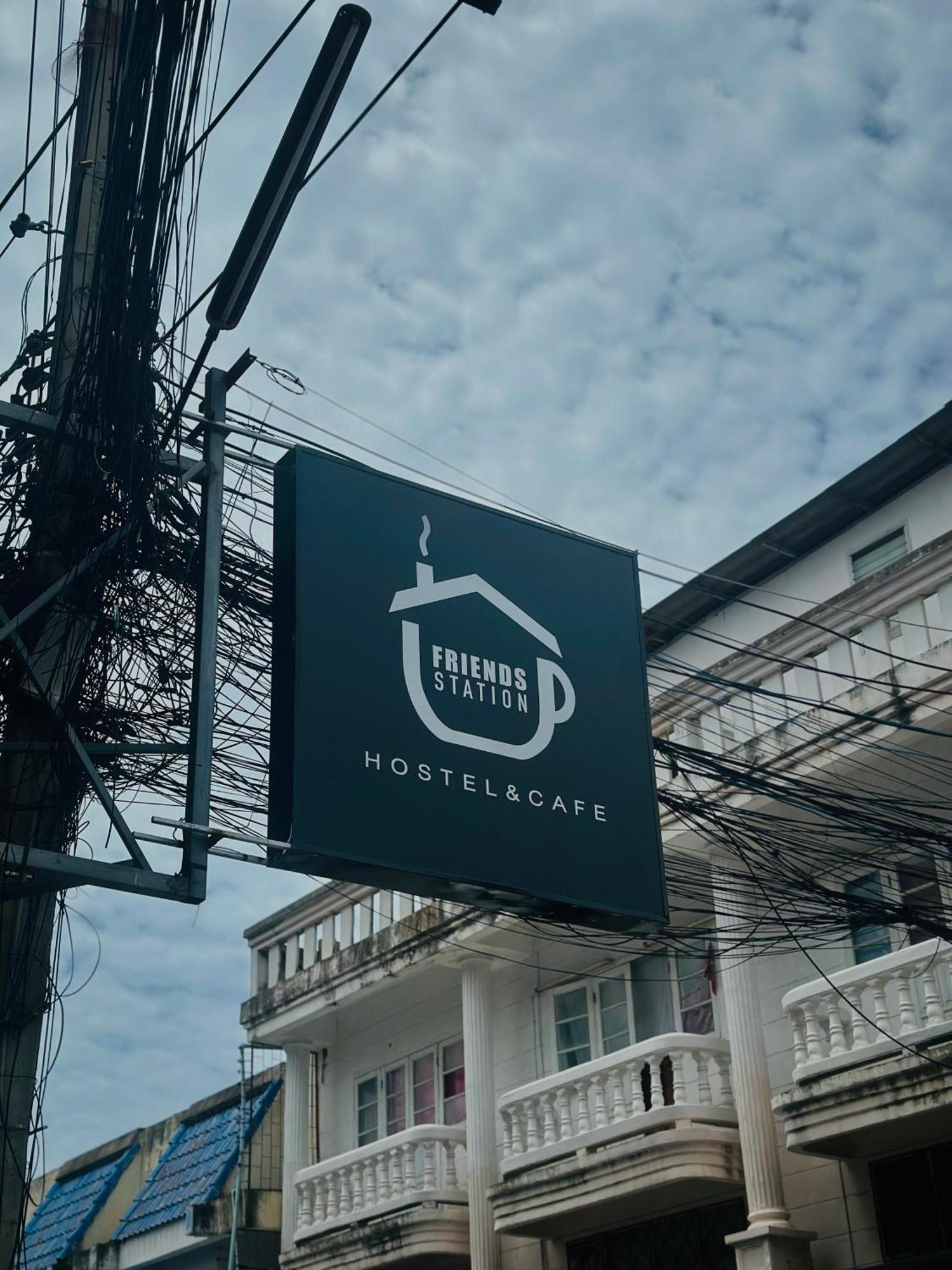 פאטאיה Champagne Hostel & Cafe מראה חיצוני תמונה
